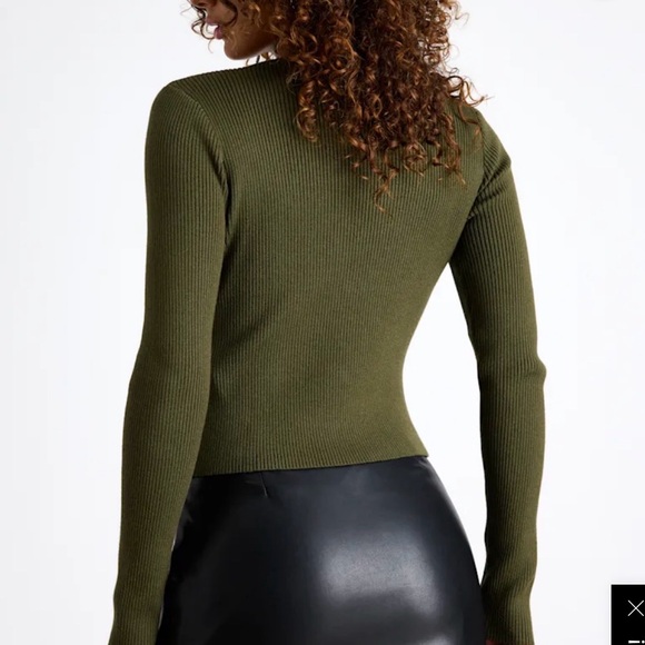 Lulus Green Cutout Gold Buttons Ribbed Sweater Top XL NWOT - Picture 2 of 2